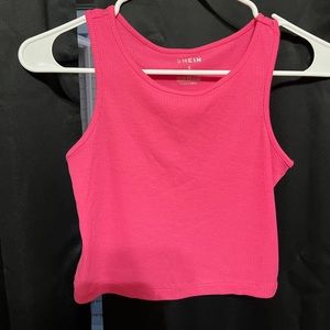 women’s pink tank